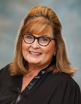 Minster Dental Care | Pediatric Extractions, Dental Bridges and Dermal Fillers